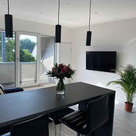 Apartment Moderne 2-Zimmer Wohnung Mit Balkon